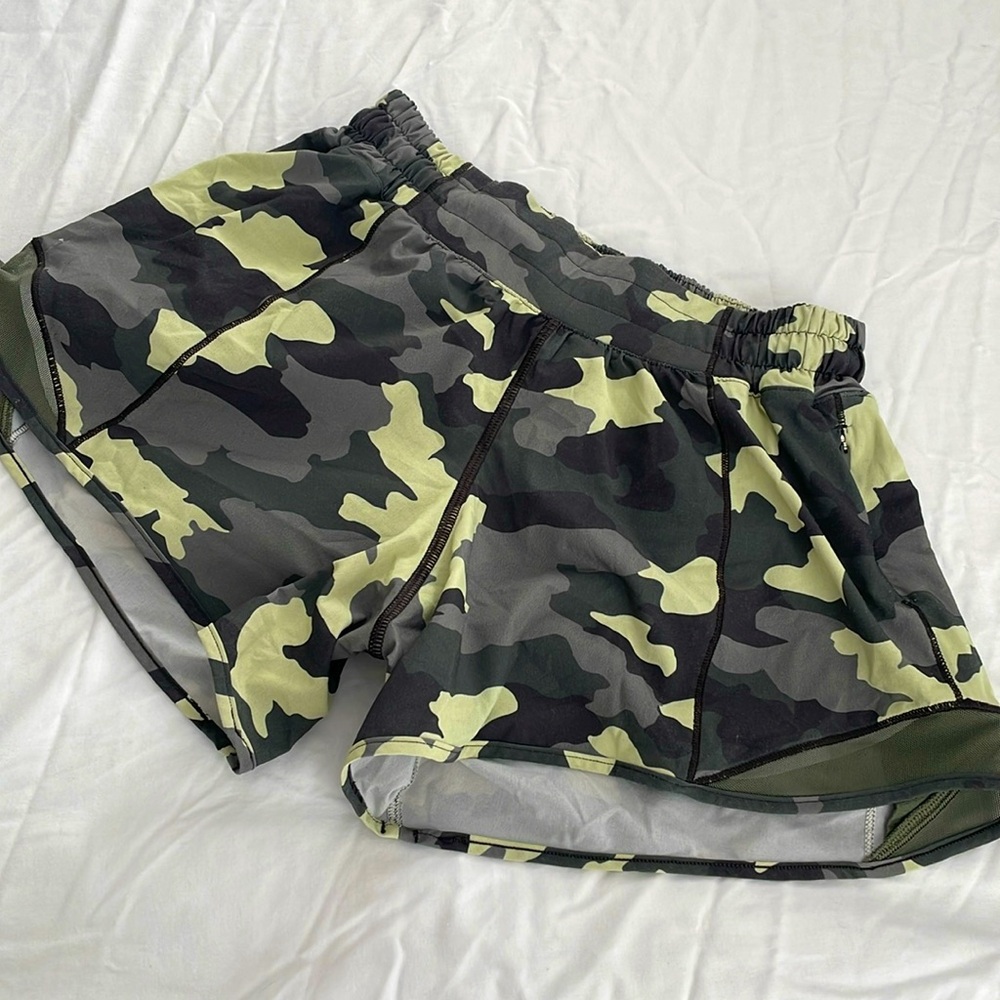 Lululemon hotty hot camo shorts